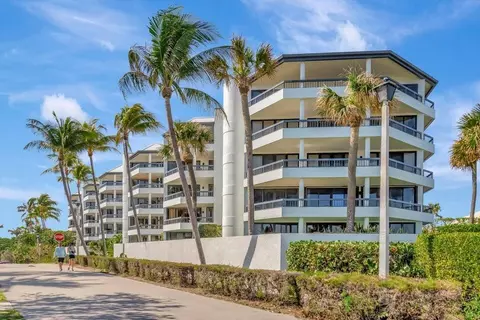 120 S Ocean Blvd #1-A, Delray Beach, FL 33483