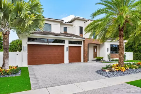 275 NE 7th St, Boca Raton, FL 33432