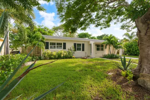 246 NE 20th St, Delray Beach, FL 33444