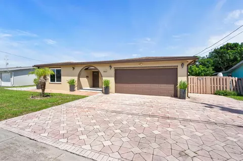 2500 NW 85 Ave, Sunrise, FL 33322