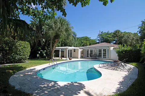 305 Dyer Rd, West Palm Beach, FL 33405