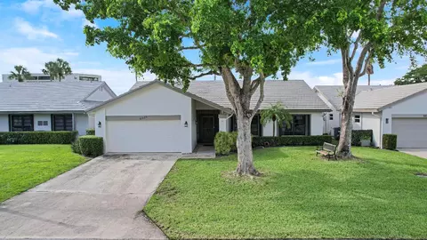 6462 Casabella Ln, Boca Raton, FL 33433