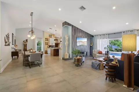 2951 San Remo Way, Delray Beach, FL 33445