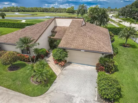 13465 Crosspointe Dr, Palm Beach Gardens, FL 33418