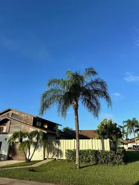 9550 Boca Gardens Pkwy #B, Boca Raton, FL 33496