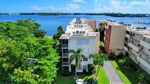 Undisclosed, Boynton Beach, FL 33435