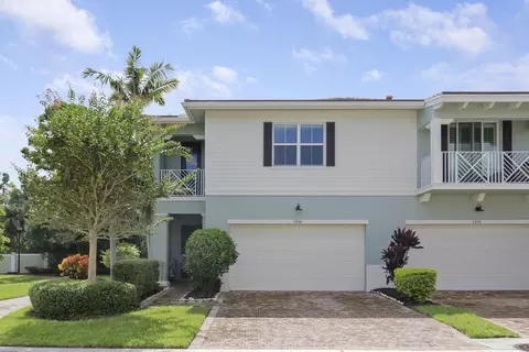 5204 Cambridge Ct, Palm Beach Gardens, FL 33418