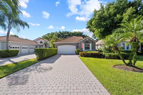 10860 Fairmont Village Dr, Lake Worth, FL 33449