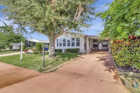7605 SE Independence Ave, Hobe Sound, FL 33455
