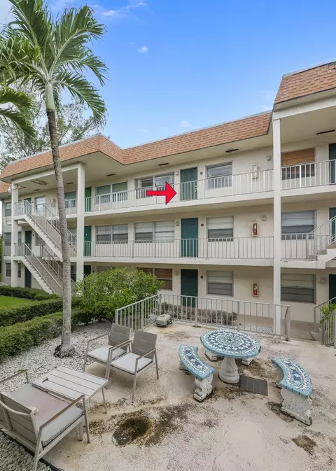 340 NW 19th St #304, Boca Raton, FL 33432