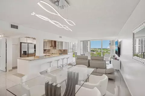 400 Leslie Dr #929, Hallandale Beach, FL 33009