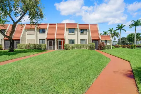 4331 Trevi Ct, Lake Worth, FL 33467