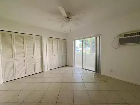 131 Salisbury F, West Palm Beach, FL 33417