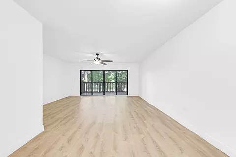 1021 Mockingbird #207, Plantation, FL 33324