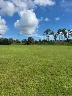 435 SE Via Sangro, Port St Lucie, FL 34952