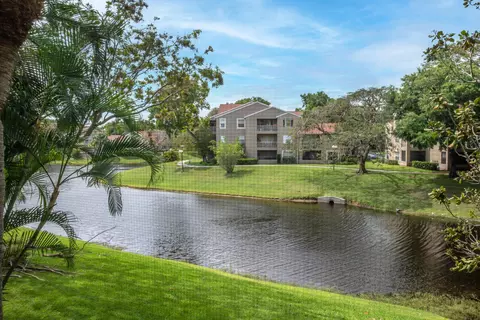 1850 Homewood #216, Delray Beach, FL 33445