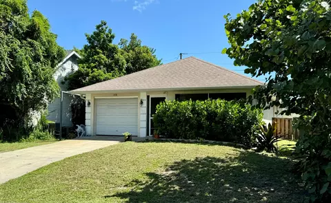 1636 4th Ave SW, Vero Beach, FL 32962