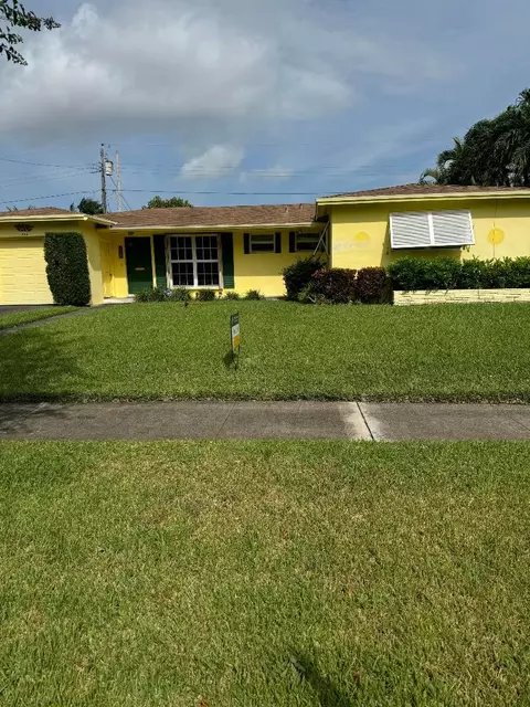 533 Driftwood, North Palm Beach, FL 33408