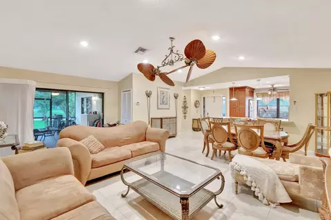 23450 Barlake Dr #143, Boca Raton, FL 33433