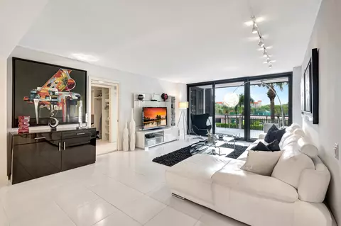2667 N Ocean Blvd #I209, Boca Raton, FL 33431