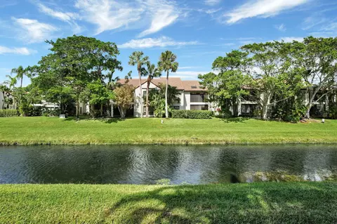 7912 La Mirada Dr, Boca Raton, FL 33433