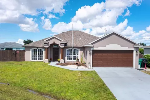1171 SW Arc Ct, Port Saint Lucie, FL 34953