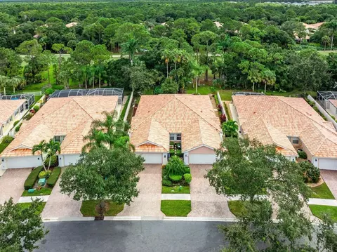 924 SW Tamarrow Pl, Stuart, FL 34997
