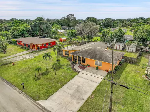 1917 Wyoming Ave, Fort Pierce, FL 34982