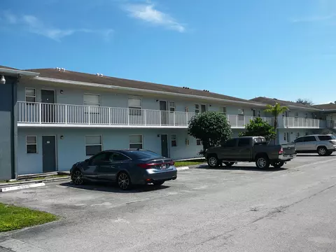617 Ixoria Ave #15, Fort Pierce, FL 34982