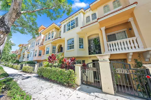 11772 Valencia Gardens Ave, Palm Beach Gardens, FL 33410