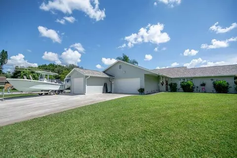 116 Almeria St, Royal Palm Beach, FL 33411