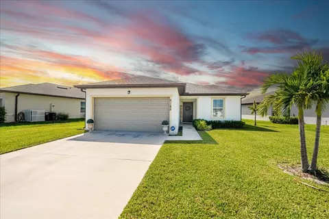 5185 Armina Pl, Fort Pierce, FL 34951
