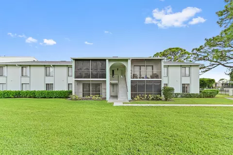 3676 Alder Dr #E1, West Palm Beach, FL 33417
