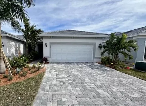 1125 Harper, Vero Beach, FL 32960