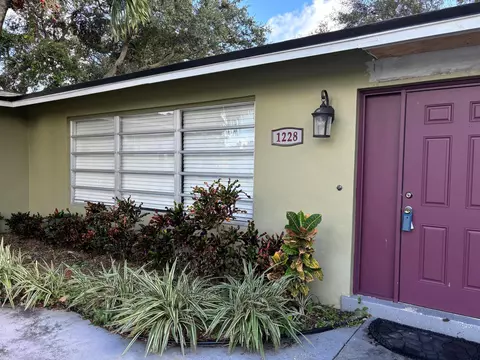1228 NW 4th St, Boca Raton, FL 33486