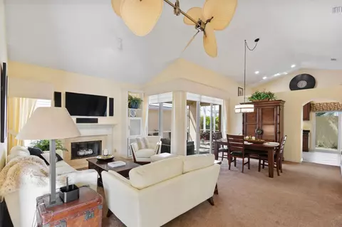 57 Dorchester Cir, Palm Beach Gardens, FL 33418