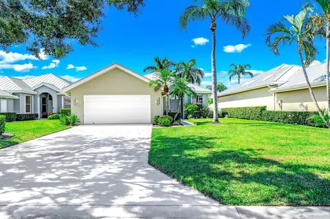 2632 SW Greenwich Way, Palm City, FL 34990