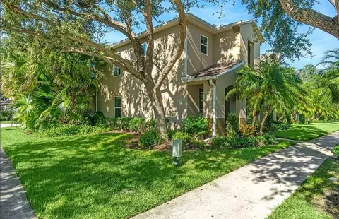 1701 W Point West Way W, Vero Beach, FL 32966