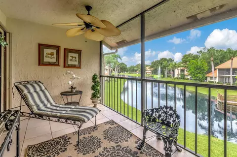 5731 Coach House Cir #D, Boca Raton, FL 33486