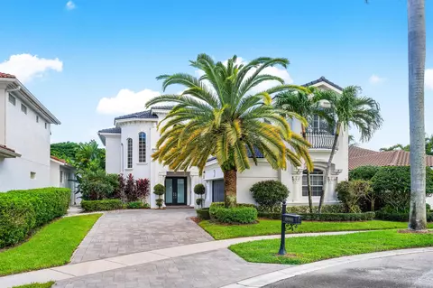 8060 Valhalla Dr, Delray Beach, FL 33446
