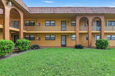 1961 W Woolbright #D103, Boynton Beach, FL 33426