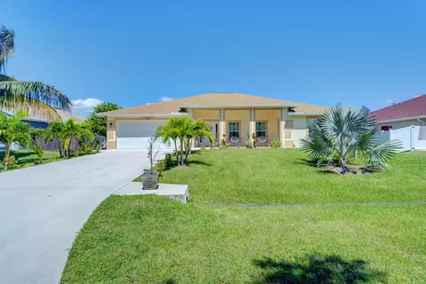 507 SW Laconic Ave, Port Saint Lucie, FL 34953