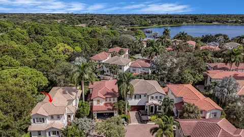 638 Moondancer Ct, Palm Beach Gardens, FL 33410