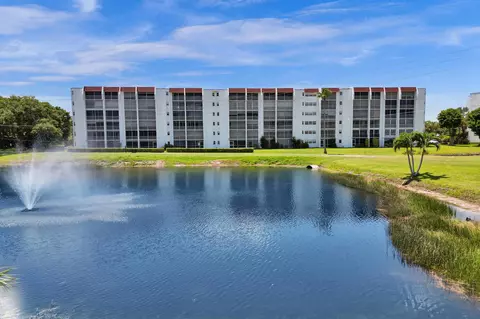 3597 Birdie Dr #503, Lake Worth, FL 33467