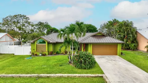 651 SW Mccracken Ave, Port Saint Lucie, FL 34953