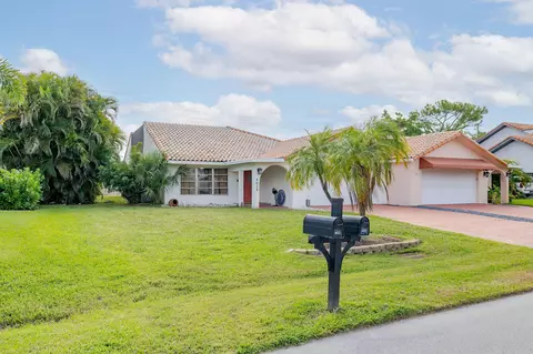 4012 SE Fairway W, Stuart, FL 34997 photo 1