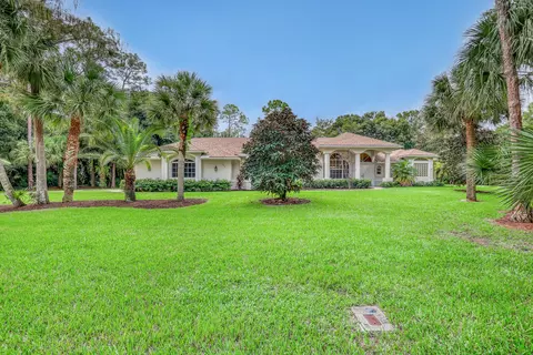 8470 Thousand Pines Cir, West Palm Beach, FL 33411