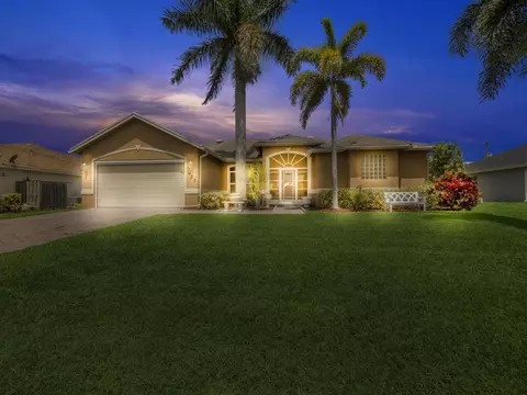 957 SW Mchord Ave, Port Saint Lucie, FL 34953