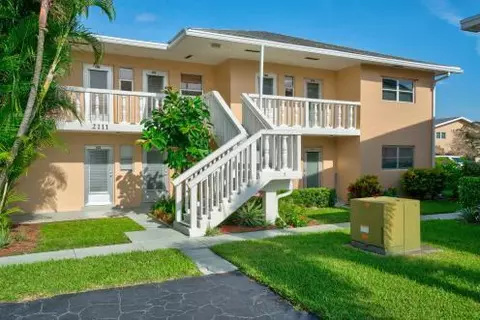 2111 NE 1st Ct #203, Boynton Beach, FL 33435