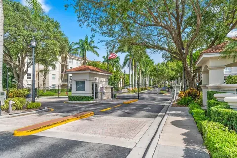 2205 Tuscany Way #2205, Boynton Beach, FL 33435